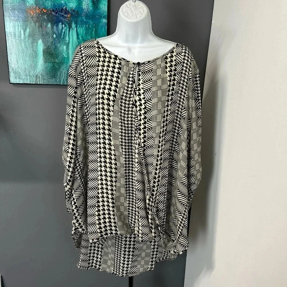 Russell Kemp Women’s Size 26/28 Houndstooth Print Blouse Draped Lightweight